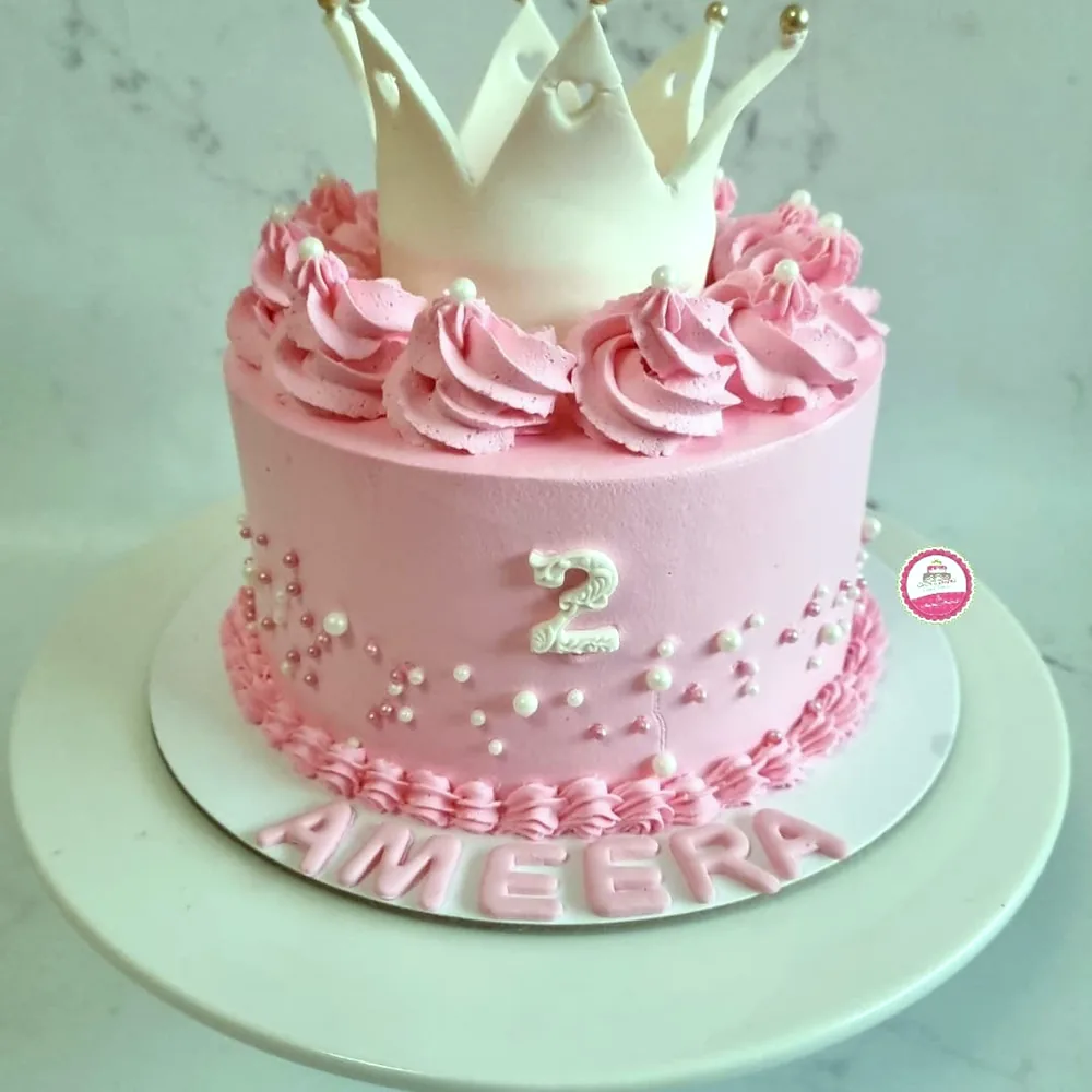 Birthday — Kids custom cake by Cakes & Shapes, Dubai — design code CS-0082
