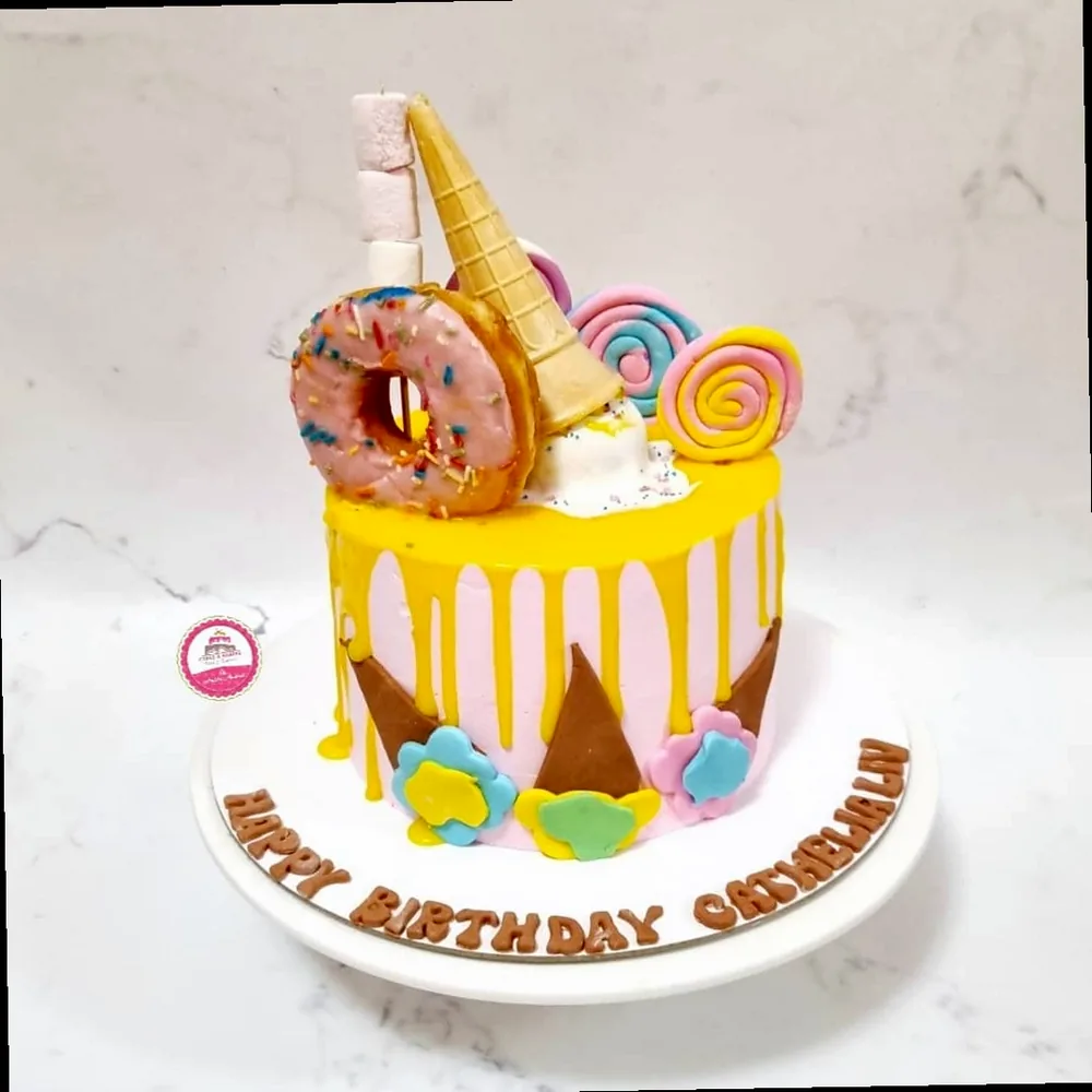 Birthday — Kids custom cake by Cakes & Shapes, Dubai — design code CS-0123
